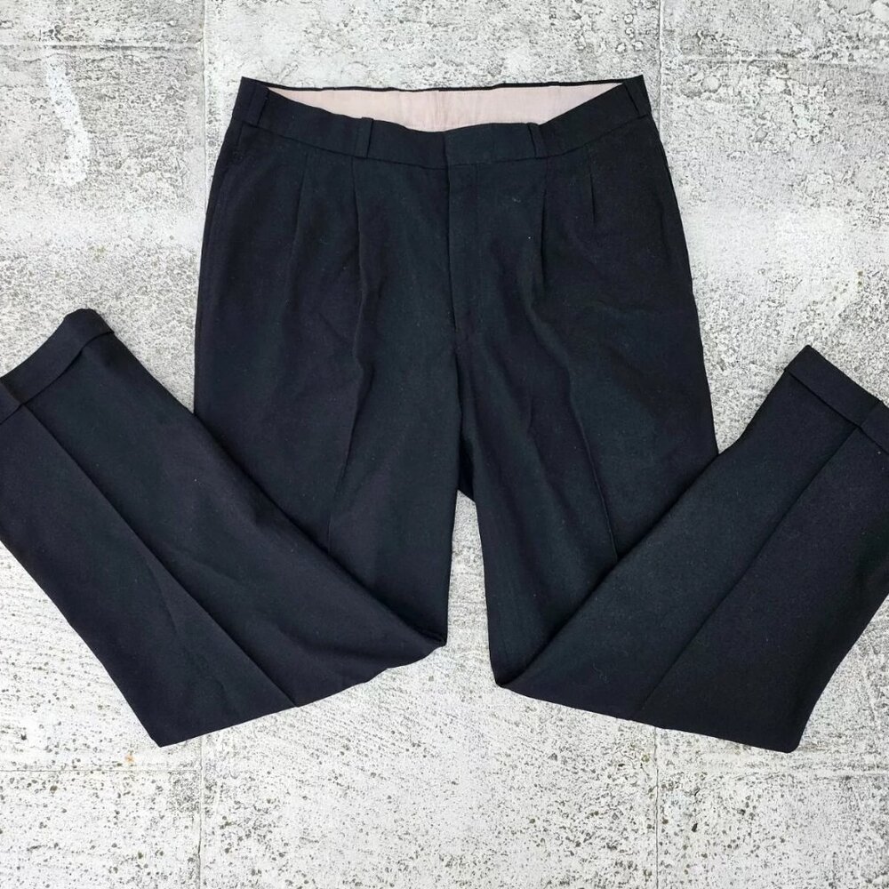 Mayfair Men Dress Pant Pleated Trouser Black Light Weight Pant Size 34 X 30 inch